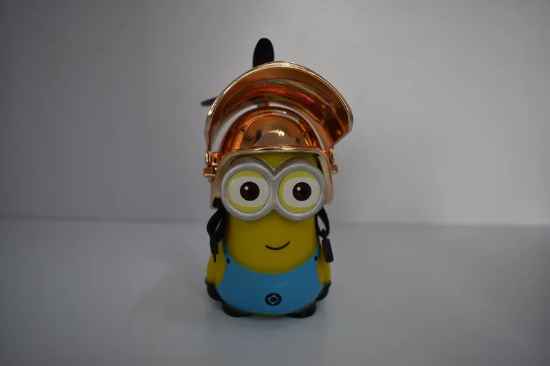 Minion con Casco y luz para Motos Bicicletas carros Decoracion