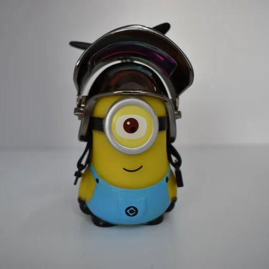 Minion con Casco y luz para Motos Bicicletas carros Decoracion