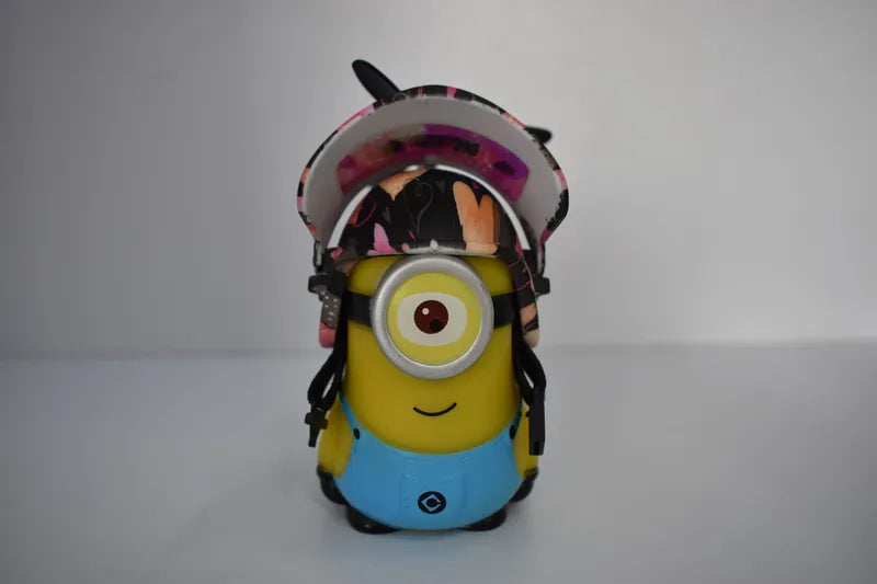 Minion con Casco y luz para Motos Bicicletas carros Decoracion