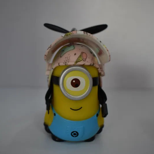 Minion con Casco y luz para Motos Bicicletas carros Decoracion