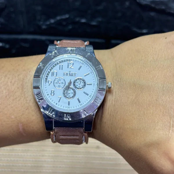 Reloj Encendedor Eléctrico Recargable – Estilo y Funcionalidad