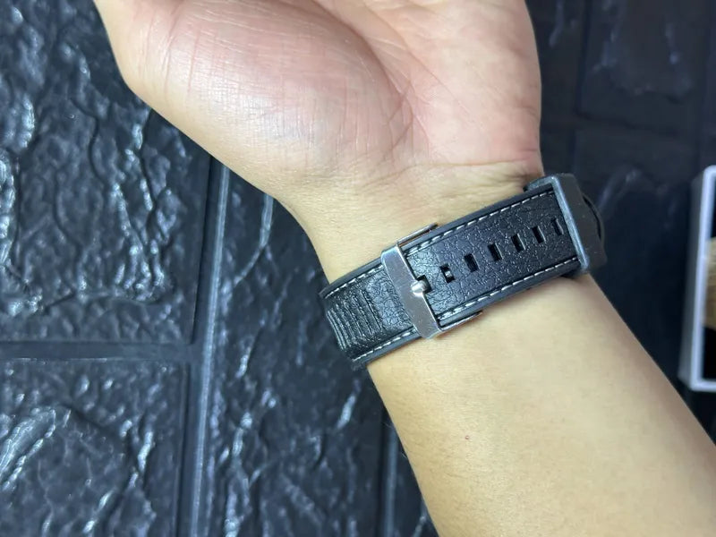 Reloj Encendedor Eléctrico Recargable – Estilo y Funcionalidad